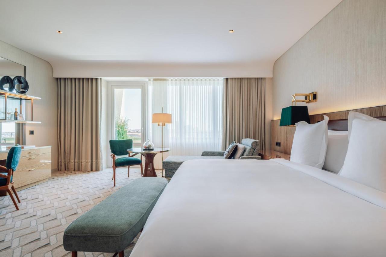 Four Seasons Hotel Ritz Lisbona Esterno foto